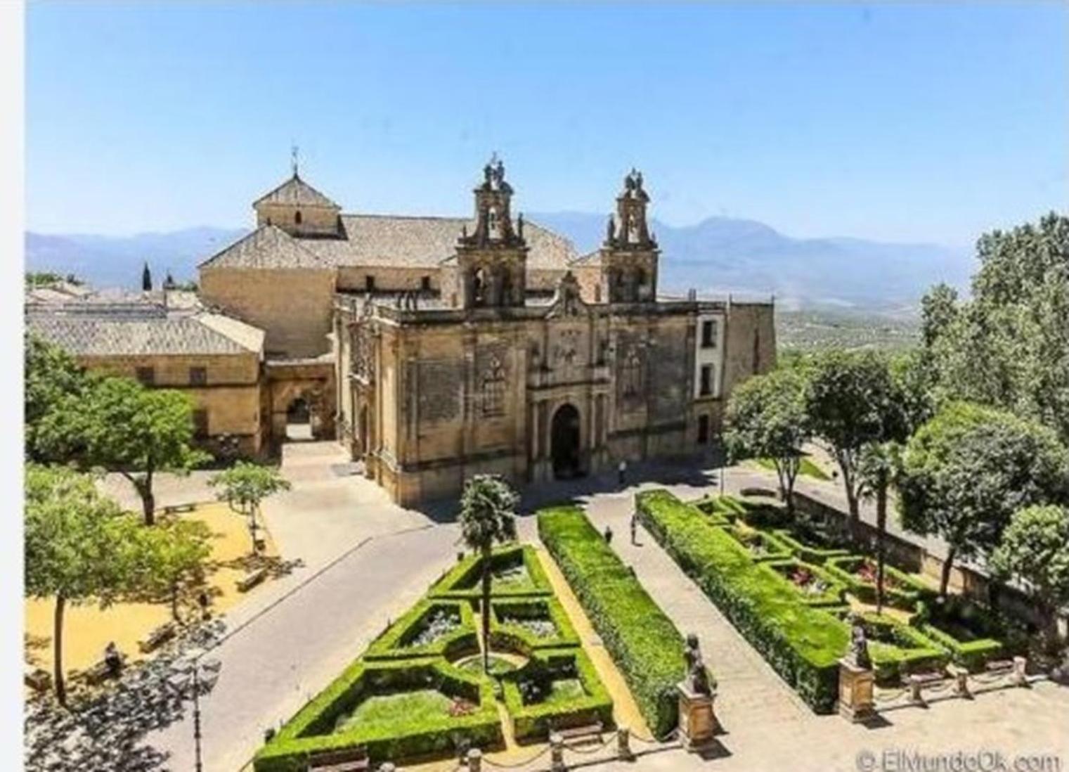Apartamento Aurora Nazaret Úbeda Exterior foto
